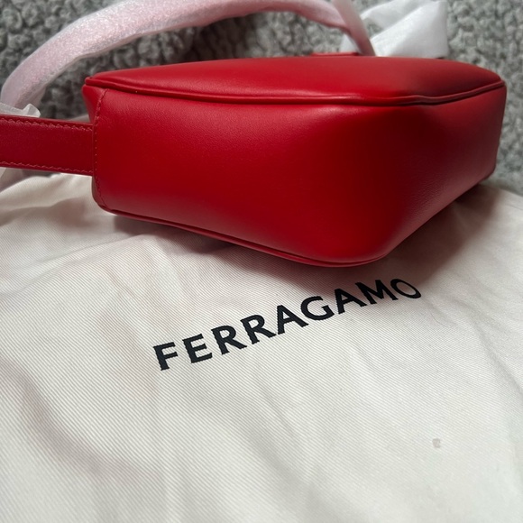 Ferragamo Archive Gancini Camera Crossbody Bag - Picture 4 of 13